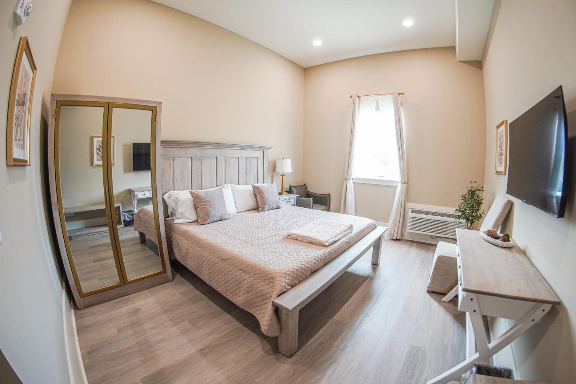 Hotel Whiskey In Pascagoula Dış mekan fotoğraf