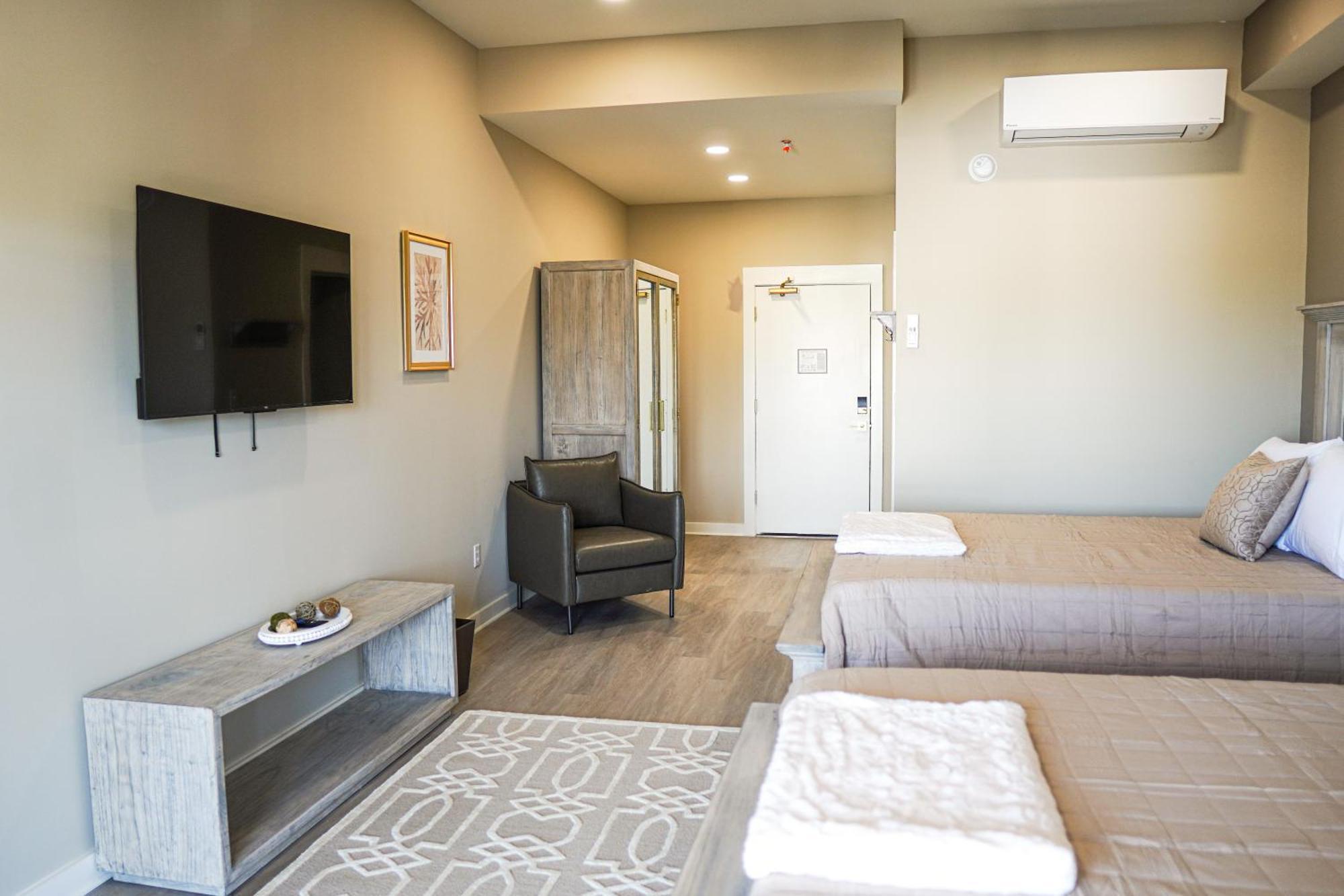 Hotel Whiskey In Pascagoula Dış mekan fotoğraf