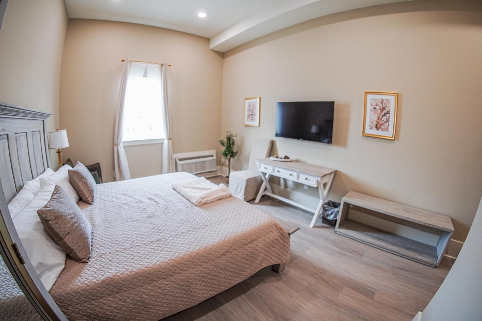 Hotel Whiskey In Pascagoula Dış mekan fotoğraf