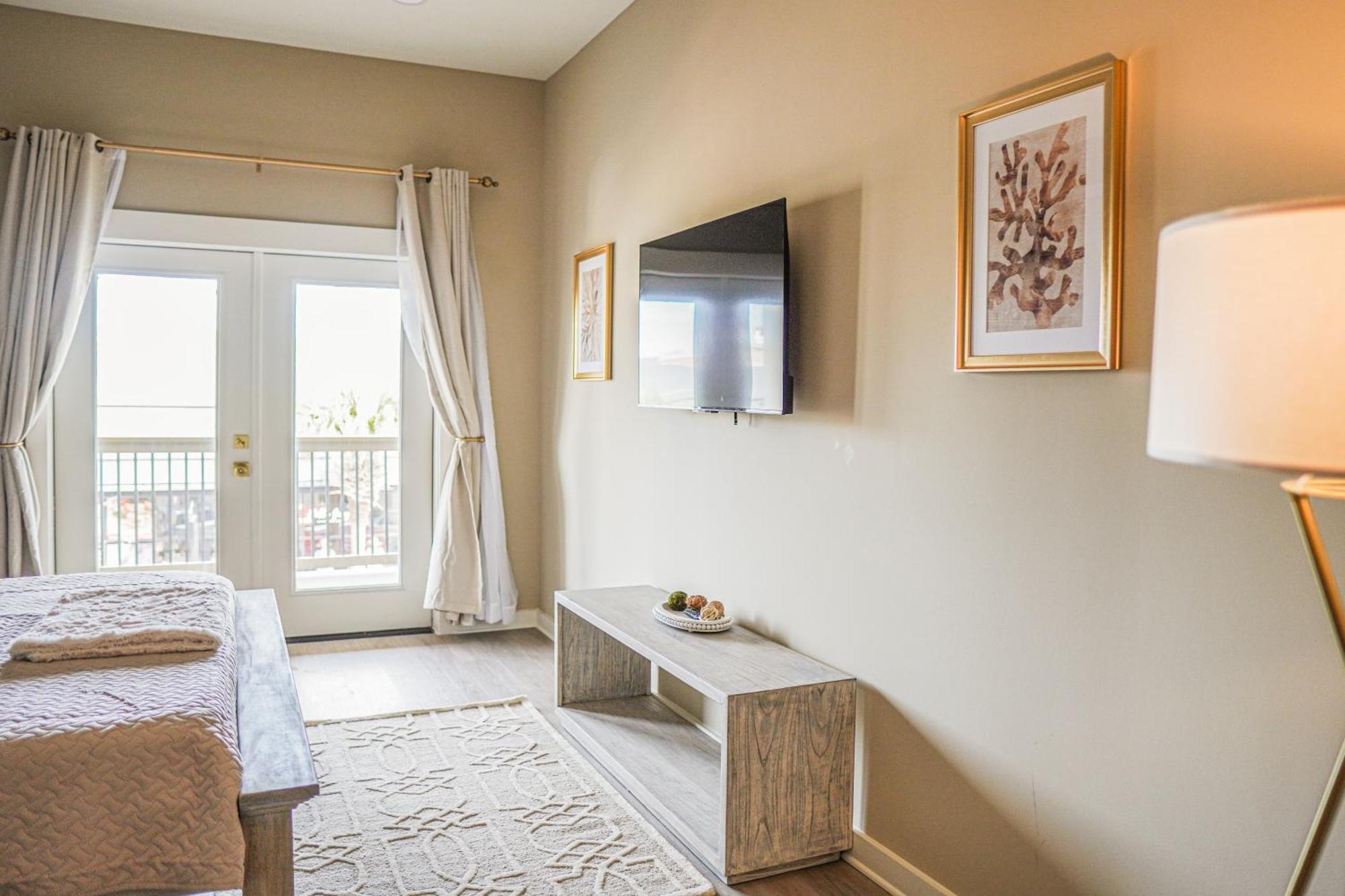 Hotel Whiskey In Pascagoula Dış mekan fotoğraf